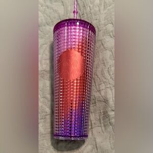NWT Starbucks 24 oz grid ombré tumbler